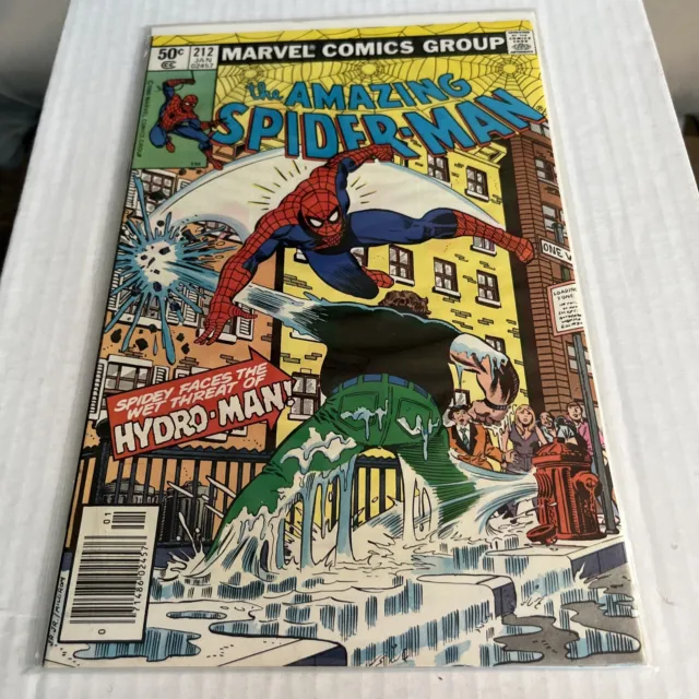 1980 Marvel AMAZING SPIDER-MAN #212 1st Appearance HYDRO-MAN Comic Book (c7)
