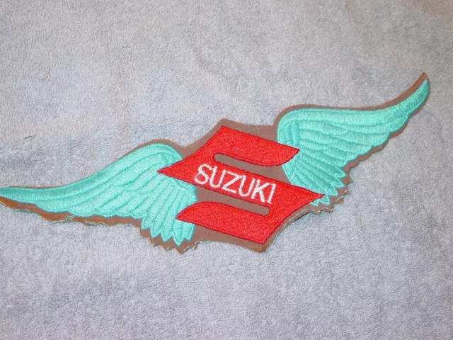 SUZUKI VINTAGE 1970's MOTORCYCLE SEW ON JACKET PATCH -NICE! 3.75" x 12"