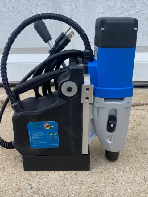 Cs Unitec Single-Speed PorCS Unitec | MABasic 400 Portable Magnetic Drill Press