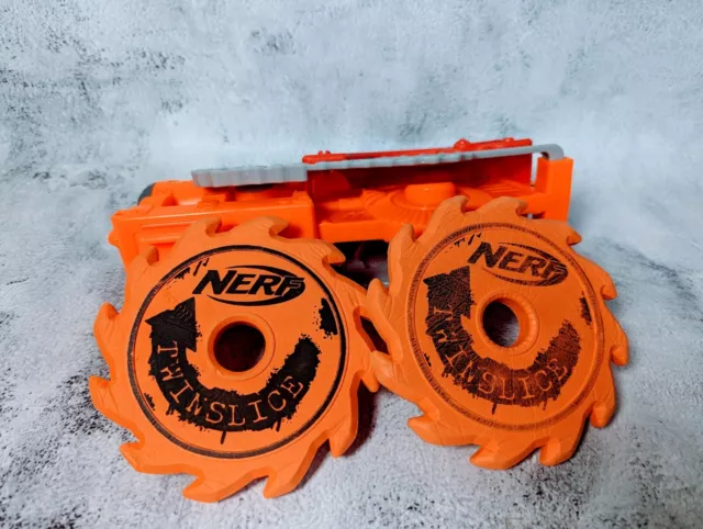 NERF ZOMBIE STRIKE Survival Set NAILBITER Blaster TWINSLICE Rail