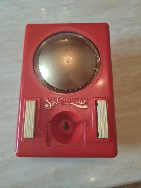 Vintage Skedoodle Drawing Machine 1979 (Etch A Sketch interest) With templates