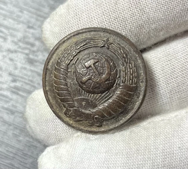 Russian Soviet Union Communist Button