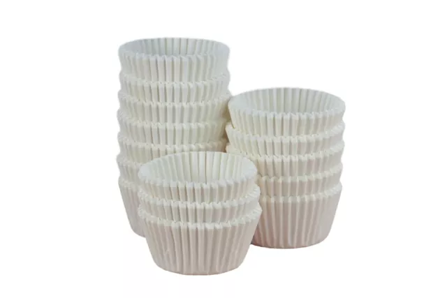 Pack of 500 PROFESSIONAL QUALITY BULK CUPCAKE BAKING CASES IN WHITE 45gsm