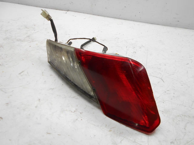 Phare Avant R.O. Aprilia AP8212139 – Neuf – CEV F100455200