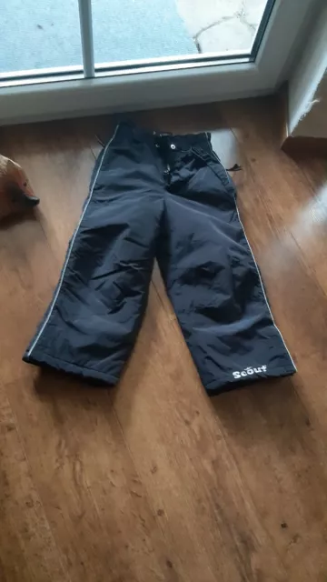 Scout Schneehose Gr. 110 grau mit Reflektorstreifen wie neu
