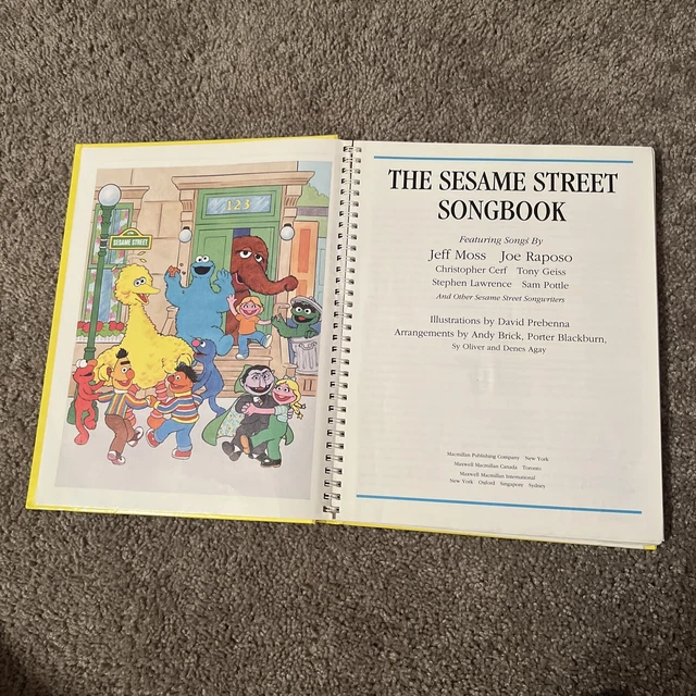 SESAME STREET SONGBOOK Sixty Favorite Songs David Prebenna Hardcover Spiral 1992 £14.95 ...