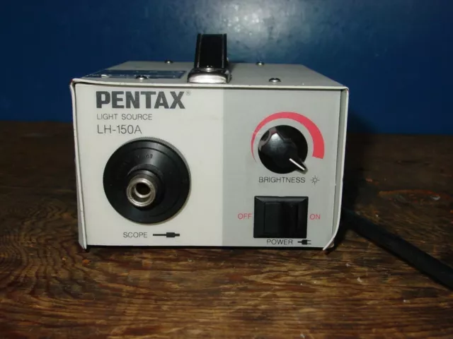 Pentax Lab Light Source Model LH-150a Endoscope Light Source