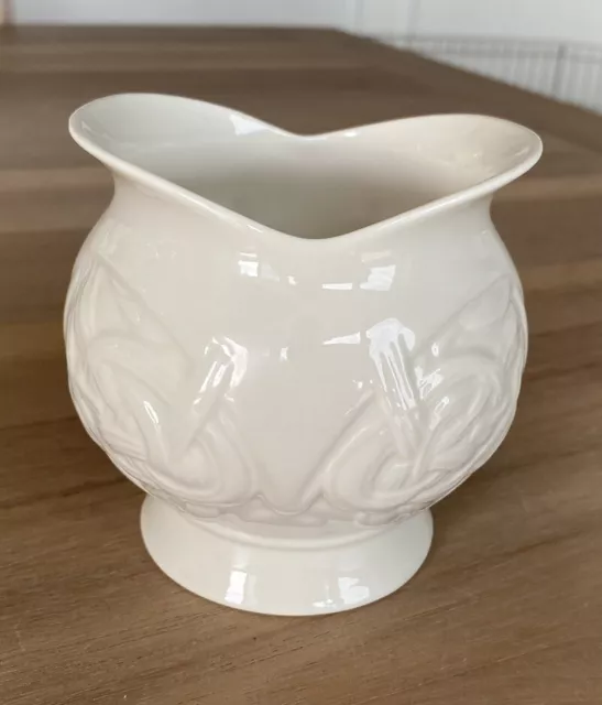 Belleek Ireland Celtic Vase Bowl Knot Designs Collectors International Society