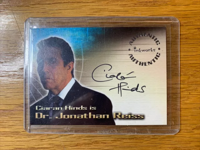 CIARAN HINDS💥 Autograph Card #A3: Tomb Raider Movie Inkworks 2001