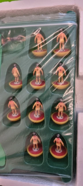 Subbuteo Coloured Numbers SUBBUTEO LW TEAM - C100 Liverpool Away Ref 363 Vintage 80s With Numbers ...