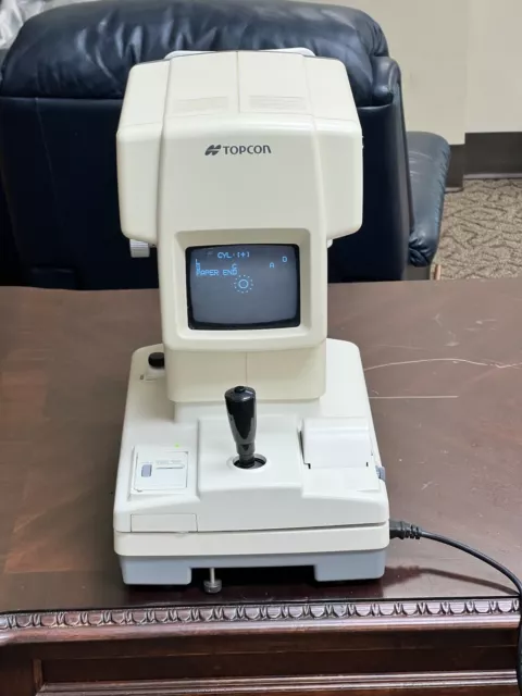 Topcon RM-A7000 Autorefractometer