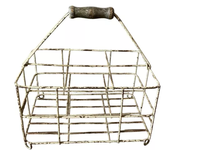 Panier à bouteilles vintage en zinc avec poignée en bois : Rangement décoratif de cuisine - Cadeau pour amateur de vin - France