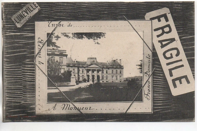 LUNEVILLE - Meurthe et Moselle - CPA 54 - Carte Souvenir - colis fragile Chateau