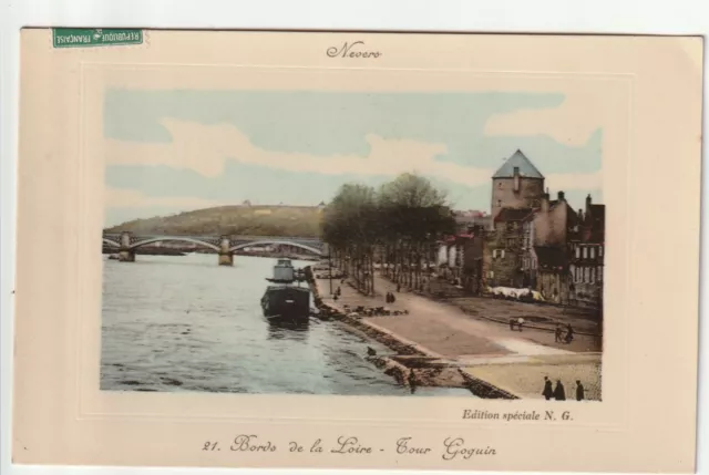 NEVERS - Nievre - CPA 58 - Tour Goguin - Bords de Loire