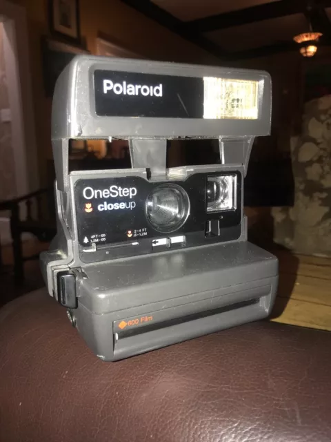 Polaroid One Step 600 Instant Film Camera Tested And Working Auto Focus Vintage