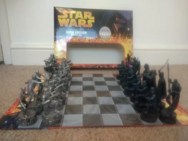 Star Wars Saga Edition Chess Set