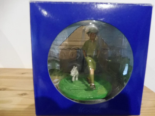 TINTIN: TINTIN AT HOME - coffret figurine plastique 8 cm, moulinsart (tintin), moul43109 – La Marque Zone
