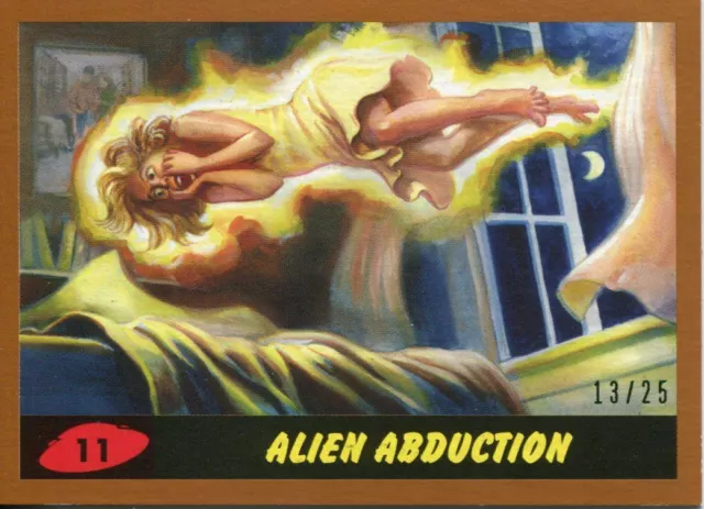 Mars Attacks The Revenge Bronze [25] Base Card #11 Alien Abduction