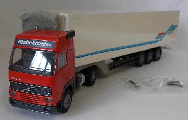 Conrad 1/50 VOLVO-FL6 Feuerweher-LKW | bergosafety.com.br