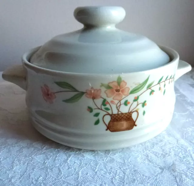 Countryside Stoneware Collection 1980 Small Individual Casserole Dish with lid