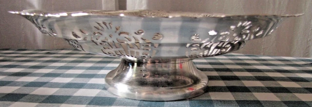 Plat creux métal argenté vendu par notre petite brocante Valence