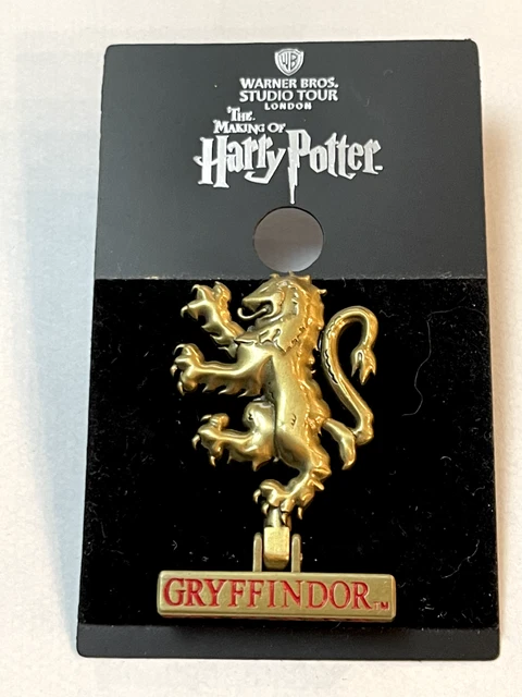 Warner Bros Harry Potter Studio Tour London GRYFFINDOR HOUSE MASCOT B Pin Badge