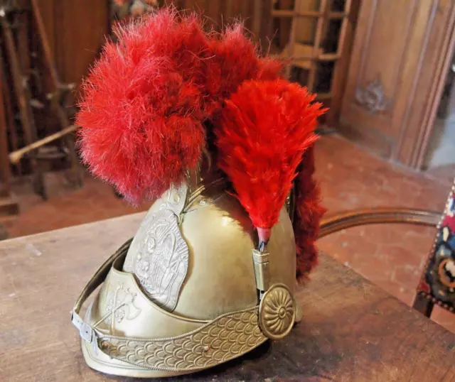 beau casque de pompier du 2e EMPIRE complet de sa plaque à l'aigle + son plumet