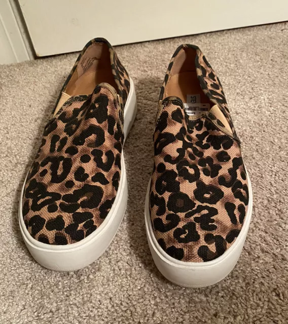 Women’s Steve Madden Slip On Sneakers Size 7M  Leopard Print