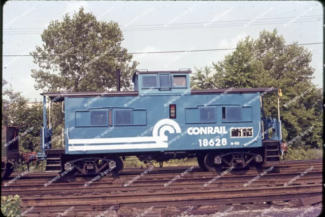 ORIG SLIDE Conrail 18628 Klasse N-5G Caboose Original Agfachrom Rutsche. Locat