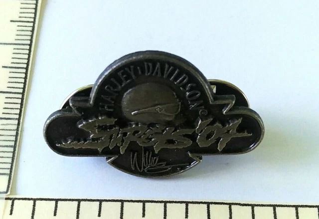 2004 Harley Davidson HOG Sturgis SD Pin Motorcycle Rally Willie G Design Biker