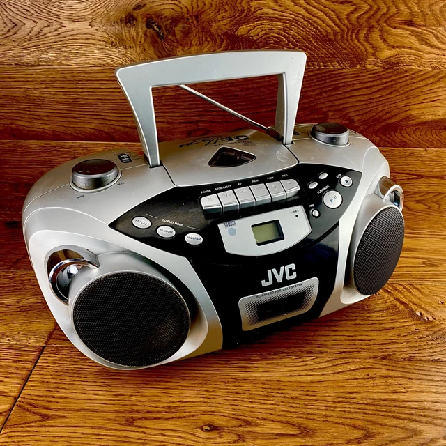 JVC RC-M80L STEREO Radio Cassette Recorder Boombox Ghettoblaster EUR 250,00 - DE