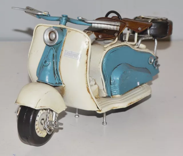 Sidecar britannici ispirati a Lambretta e Vespa. - M Sports