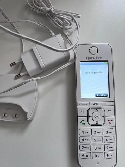 Telefono AVM FRITZ!Fon C6 DECT - bianco (20002848) Telefono AVM FRITZ!Fon C6 DECT - bianco (20002848)