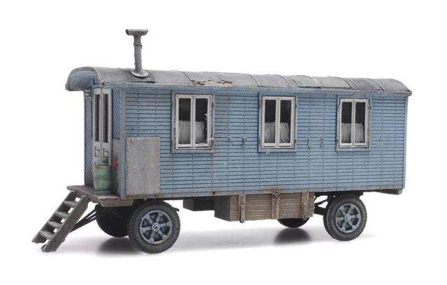 Artitec 387.440 - Camion-citerne Standard Huile Modèle Ford TT