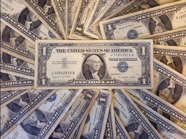 ✯1923-1957 One Dollar Note ✯ $1 Silver Certificate G-AU ✯ Bill Blue US Currency✯ 2