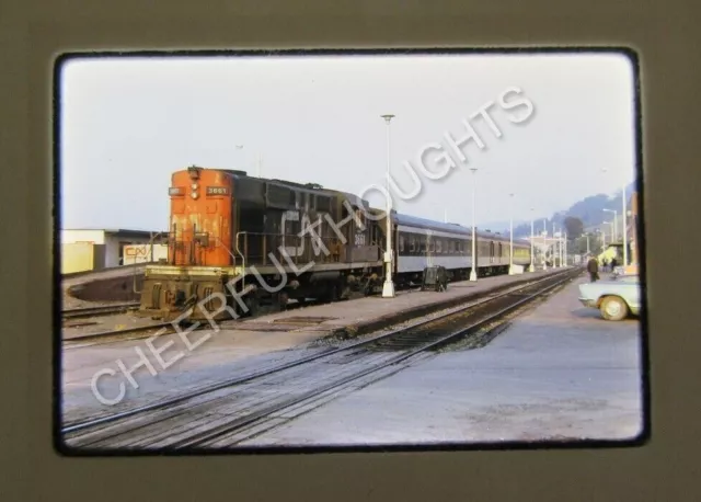 Original '74 Kodachrome Slide CN Canadian National 3661 RS18 w/Train    35D10