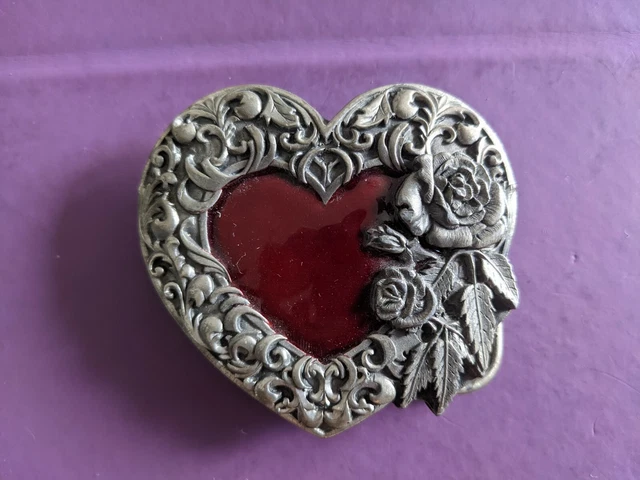 Genuine Siskiyou heart shaped belt buckle