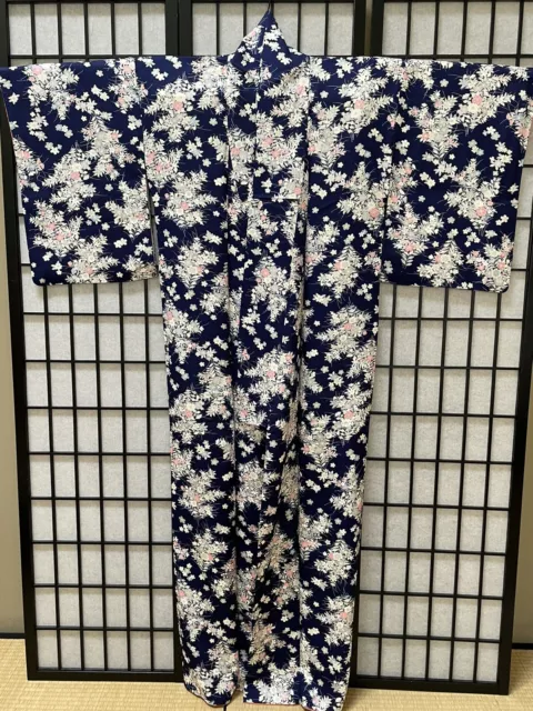 Vintage Japanese Lined  Kimono With Flower Patterned Beautiful Blue