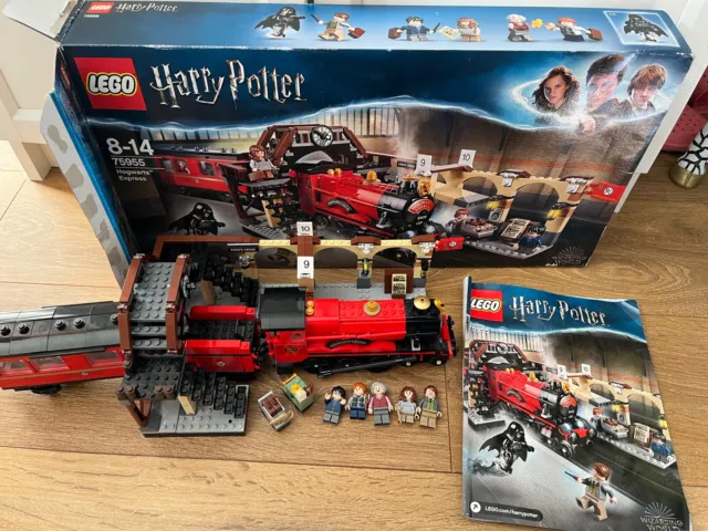 LEGO HARRY POTTER 75955 Hogwarts Express train Near complete