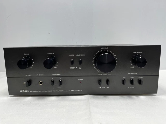 Amplificateur Akai AM-2250 révisé par un professionnel