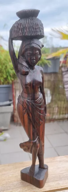 Wunderschöne Frau Figur Bali aus Ebenholz geschnitzt 32 cm