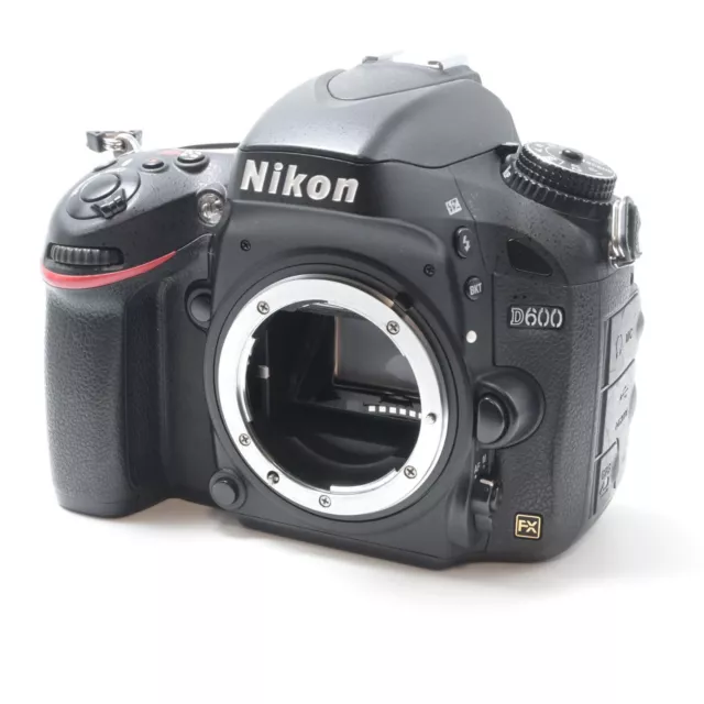 Near Mint Nikon D600 24.3 MP Digital SLR Camera Body Only Japan