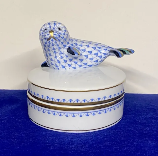 Herend First Edition Royal Blue Fishnet Porcelain Baby Seal Trinket Covered Box