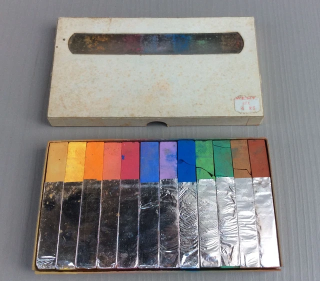 Lot De 10 Craies Pour Tableau Noir - Longueur 8 Cm - Diamètre 1 Cm - Couleurs Assorties - Marque Creativ