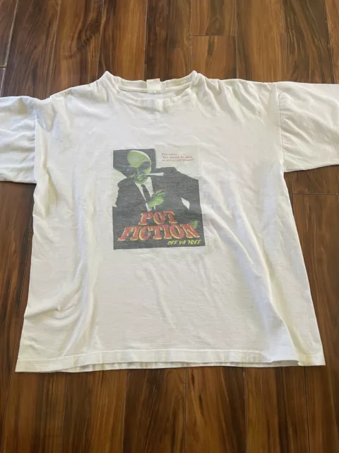 Vintage Pot Fiction Alien Spoof 90s Shirt Men’s Size - L