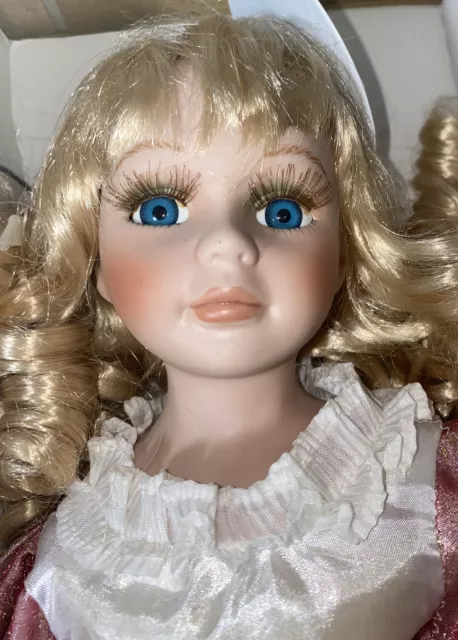 Heritage Signature Collection Porcelain Doll “Valerie” 13353 Rare