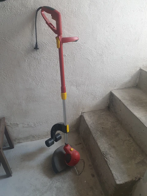 WOLF-Garten Elektro-Rasentrimmer LYCOS E/400T Rot/grau, 400 Watt