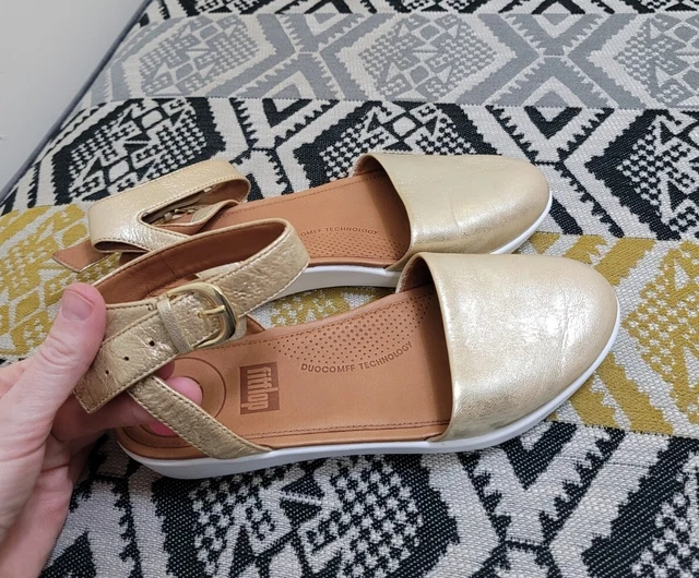 * EUC Womens FitFlop Cova Closed Toe Ankle Strap Sandals Size 3 EU 36 Champagne
