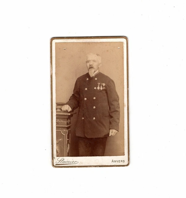CDV Foto Französischer Soldat mit Orden - Anvers Antwerpen 1880er
