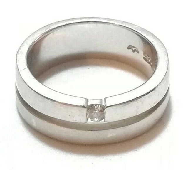 BELLISSIMO ANELLO REALIZZATO IN ARGENTO 925 CON MISURA ZIRCONI. 16,8 mm